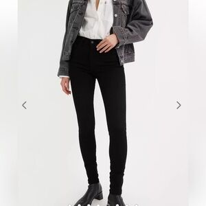 Levi’s 720 High Rise Super Skinny Jeans